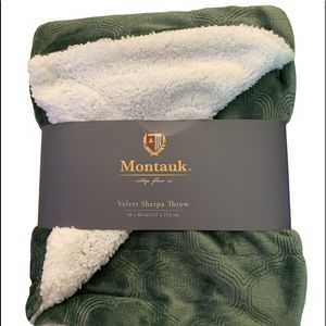 Montauk Green Vintage Fleece Co Velvet Sherpa Throw 50x60.